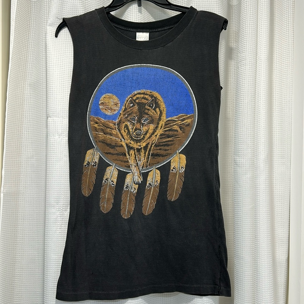 Vintage wolf dreamcatcher top